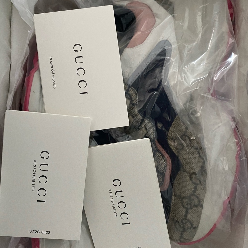 SOLD Gucci sneakers